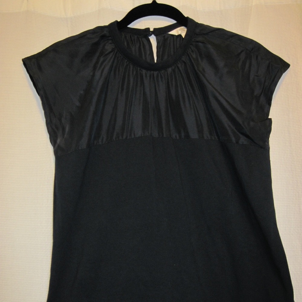 Liz Clairborne Navy Blue Top